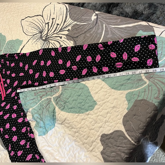 • Kiss Me Pajama Set Tank Top and Pants PJs Pink, Black, White Polka Dots - Picture 15 of 17